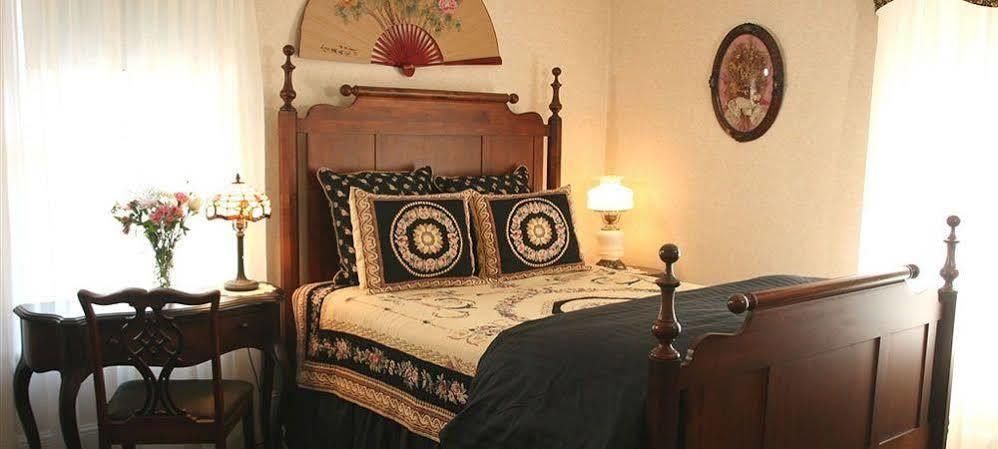Isaiah Jones Homestead Bed And Breakfast Sandwich Exteriör bild