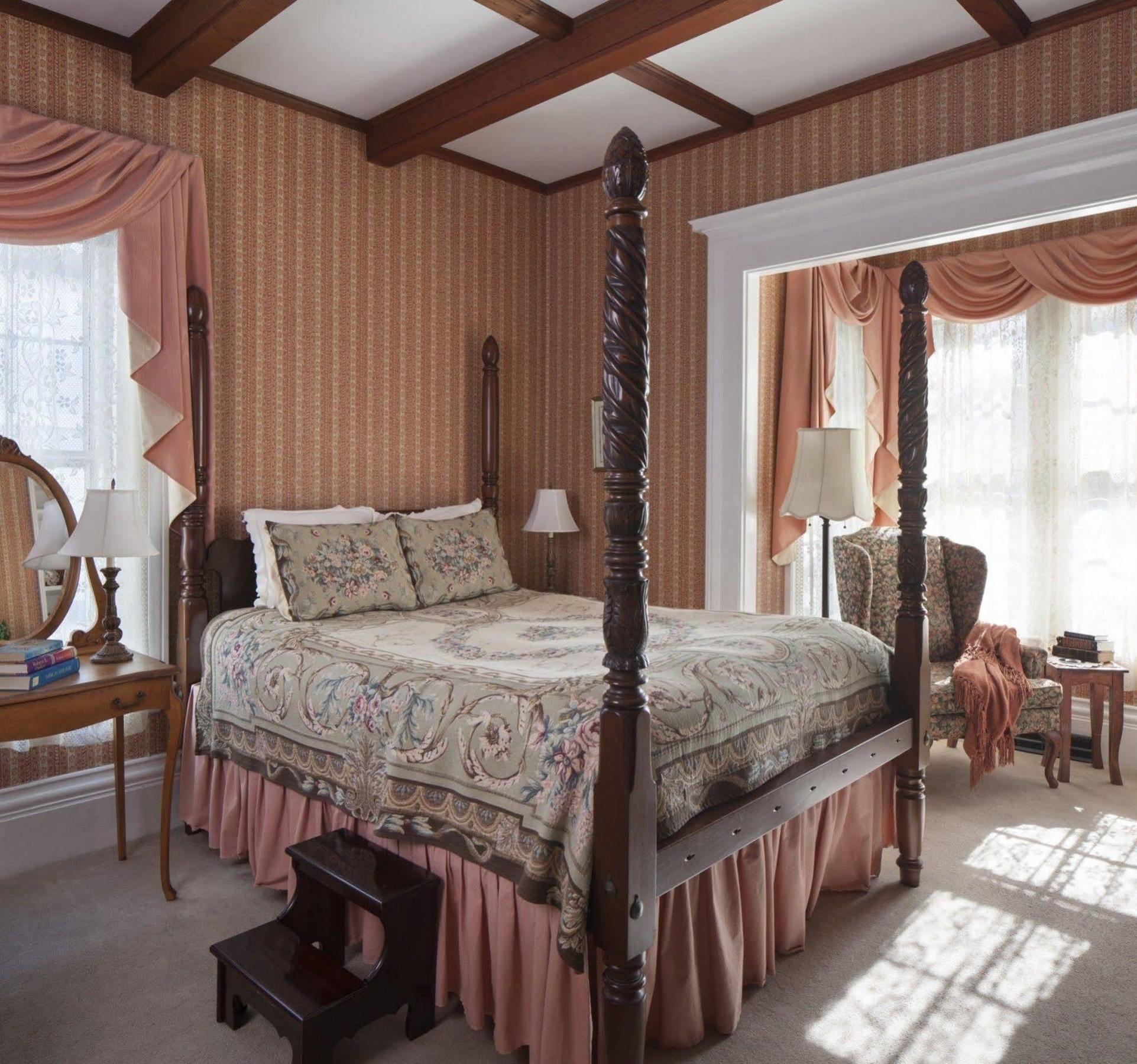 Isaiah Jones Homestead Bed And Breakfast Sandwich Exteriör bild