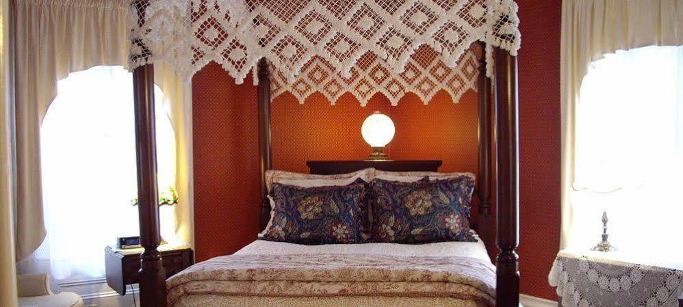 Isaiah Jones Homestead Bed And Breakfast Sandwich Exteriör bild